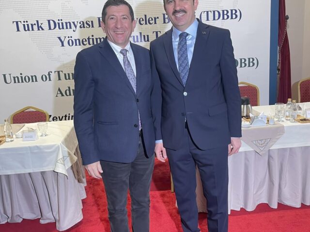 takim me Kryetarin e Bashkise Konya Büyükşehir Belediyesi njekohesisht President i Türk Dünyası Belediyeler Birliği – Union Of Turkish World Municipalities Uğur İbrahim Altay